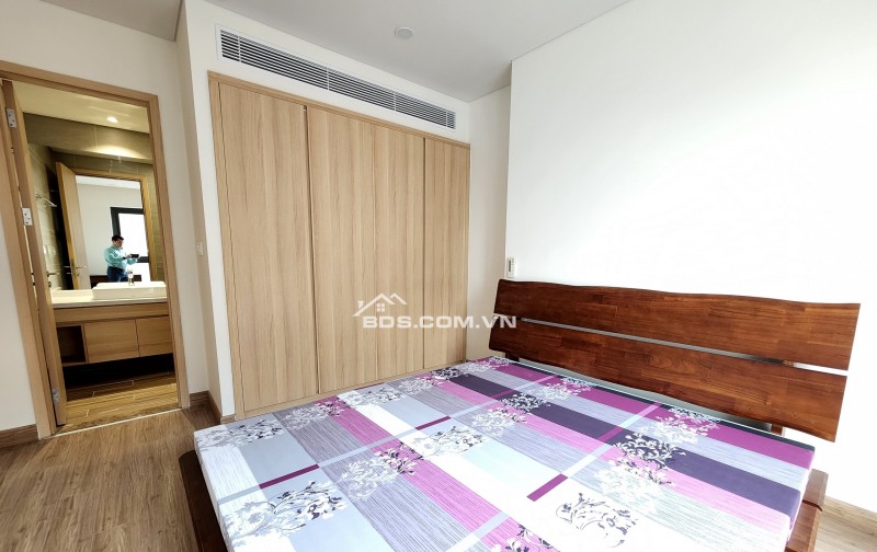 SKY PARK RESIDENCE CẦU GIẤY – CĂN HỘ CAO CẤP GẦN 90M², 2PN + PHÒNG LÀM VIỆC | FULL NỘI THẤT | 23 TRIỆU/THÁNG